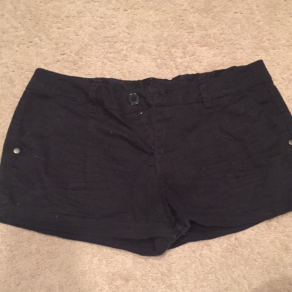 Forever 21 black cargo shorts